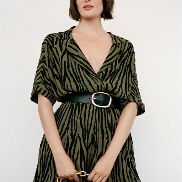ZARA Animal Print Playsuit in Green (XS) - Picture 1 of 7